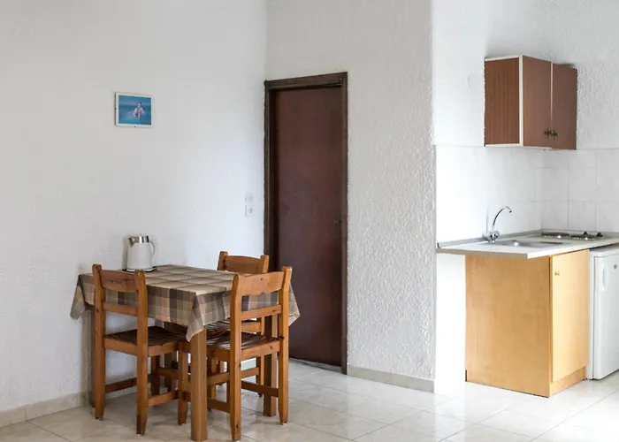 Haniotis Apart Otel 3*