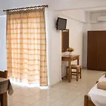 Haniotis Aparthotel