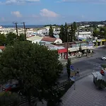 Aparthotel Haniotis